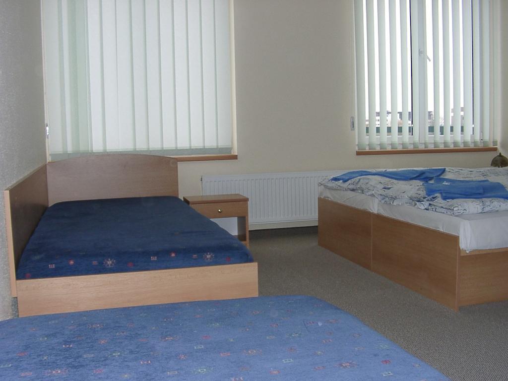 Mondeo Prague Hotel Room photo