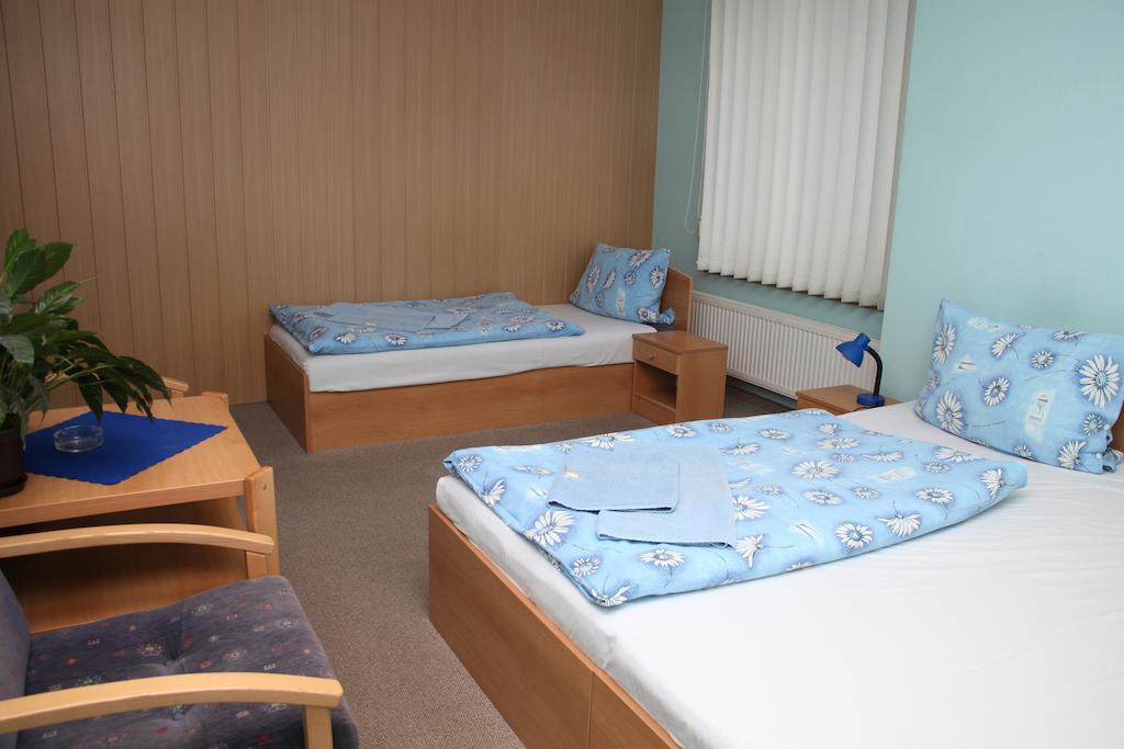 Mondeo Prague Hotel Room photo