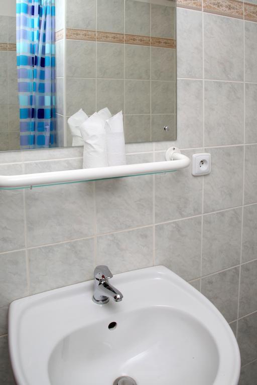 Mondeo Prague Hotel Room photo